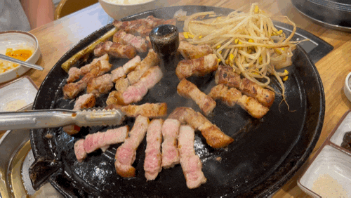  [여의도 맛집]전 여의도 직장인 쭈리의 김치찌개 맛집_내돈내산 돈돈번 두루치기