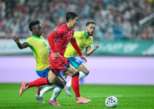 충격의 0-5… <b>브라질전 완패</b>, 한국 축구의 현실을 본... 