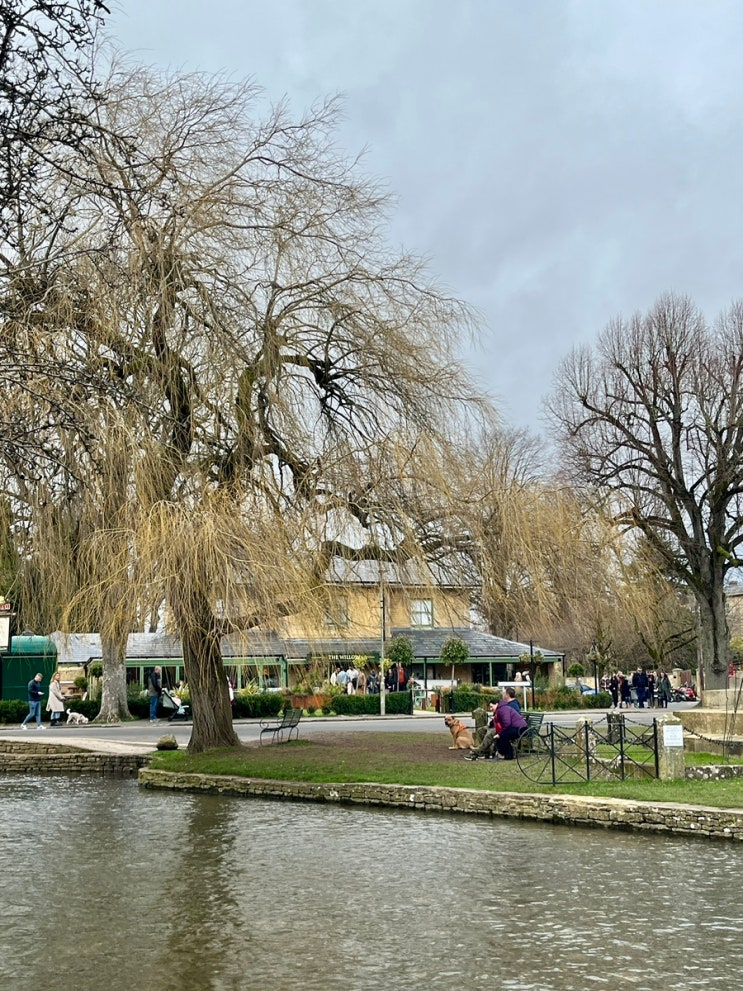  코츠월드 버튼온더워터 당일치기 Bakery on the Water,The Chip Shed