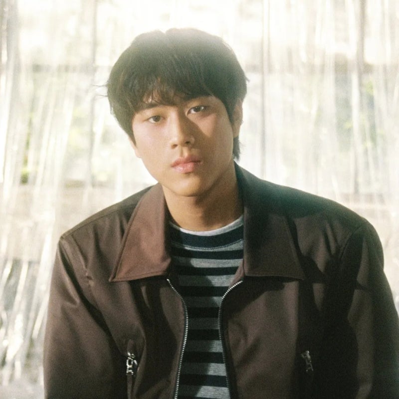 이무진 프로필 노래 학력 싱어게인 데뷔 소속사 mbti 나이 고향 가족 아버지