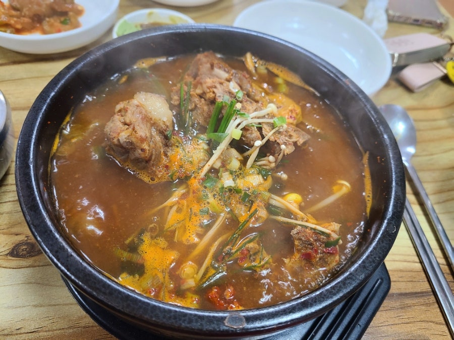 먹벙감자탕 사진 2