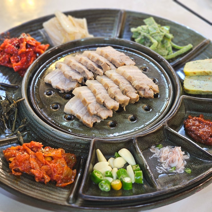 오금역 맛집 칡산에황제보쌈 곤드레돌솥밥 점심식사 추천