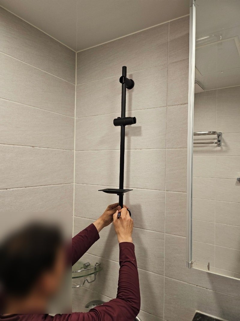 화장실 인테리어 DIY 슬라이드바 샤워기 걸이 거치대 셀프 설치 후기