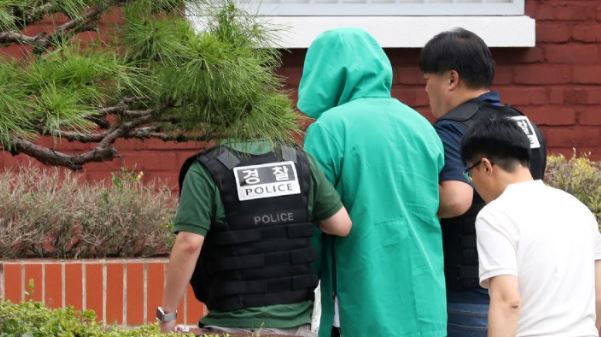 <b>캄보디아</b> 한국인 <b>대학생 사망 사건</b> 납치 고문 국내 모집책 검거... 