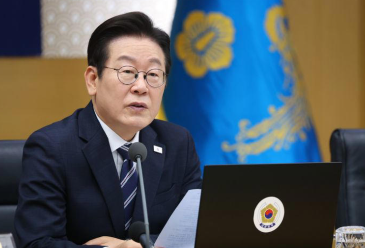 이재명 정부, ‘세관 <b>마약수사 외압</b> 의혹’ 엄정 수사 지시... 