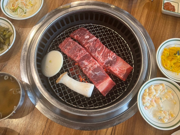  처인구 고기집 추천 슬로가든 용인시청 | 가족모임으로 제격인 가성비 한우 정육식당