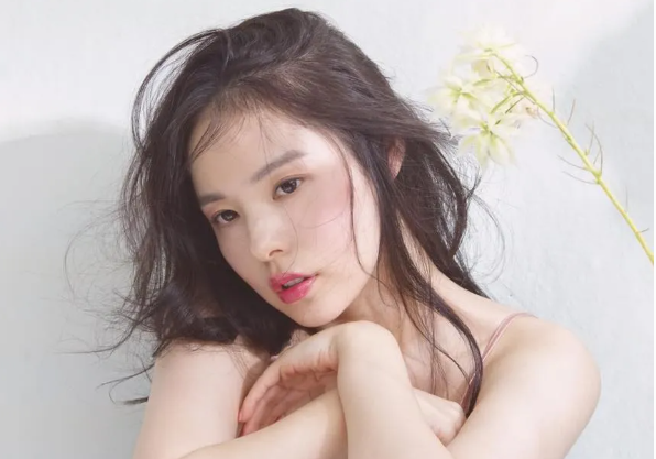 민효린 나이 근황 과거 리즈 성형 코 남편 태양 결혼 출산 아기 가족 인스타 & 프로필