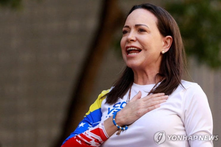 노벨평화상 <b>마차도</b>, 거듭 <b>트럼프</b>에 <b>감사</b>…"세계평화 위해 일해"