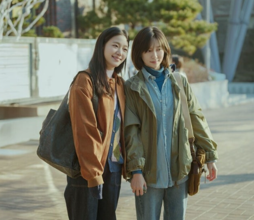  “요즘 SNS에 ‘은중과 상연’이 자꾸 뜨는 이유”— 두 여성의 불완전한 관계가 남긴 깊은 울림 —