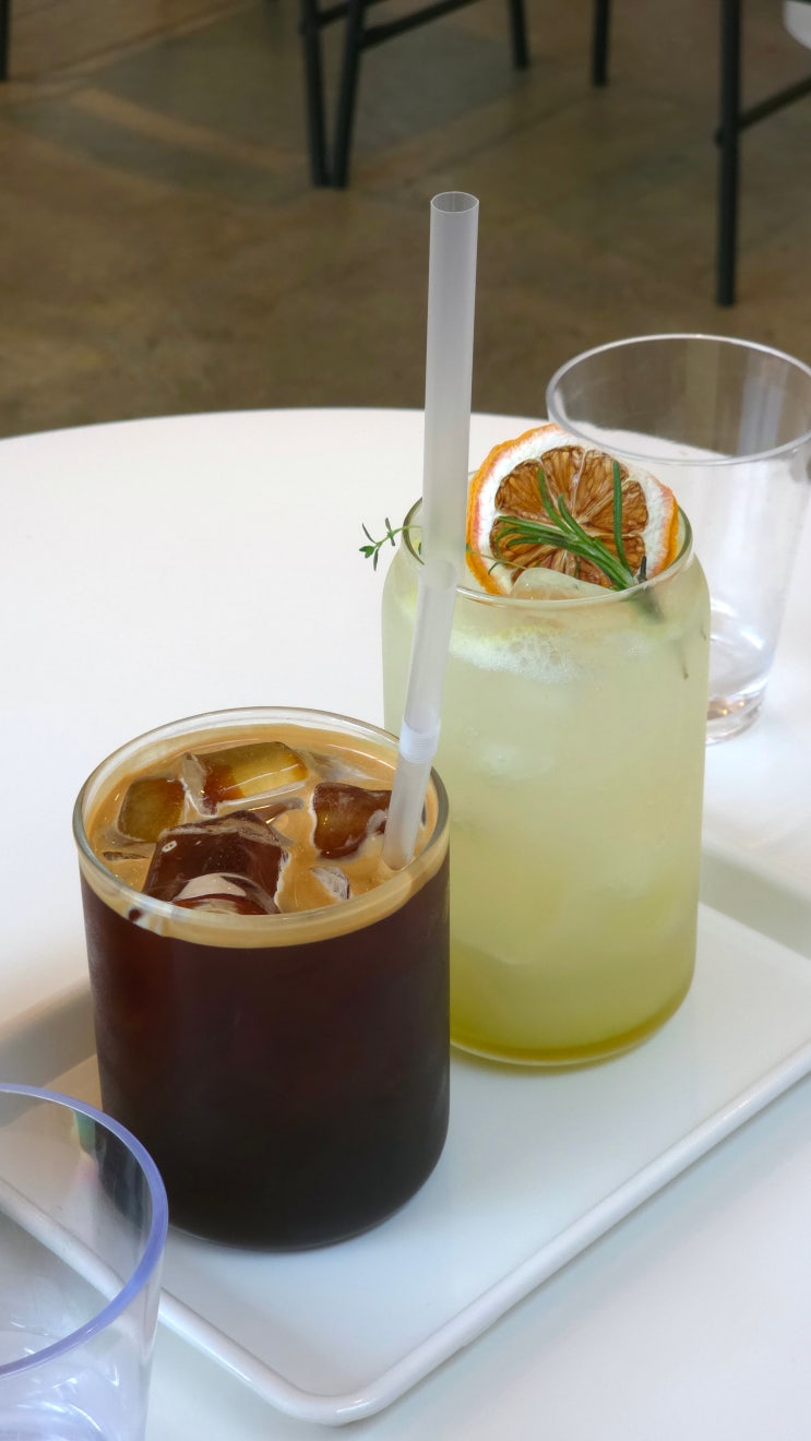  필리그리커피 | 부천 로스터리 카페 원두 오프라인 구매
