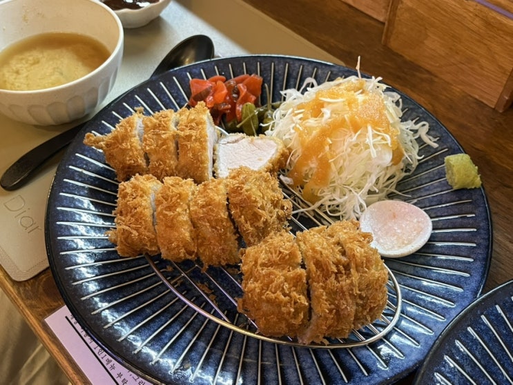  조용하고 깔끔한 수원역 맛집 돈까스 혼밥하기 좋은 고호비카츠