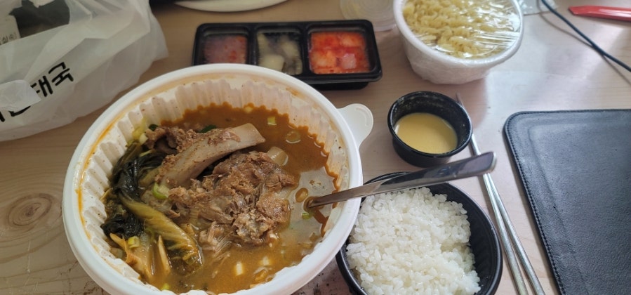 큰맘할매순대국 녹번역점 사진 2