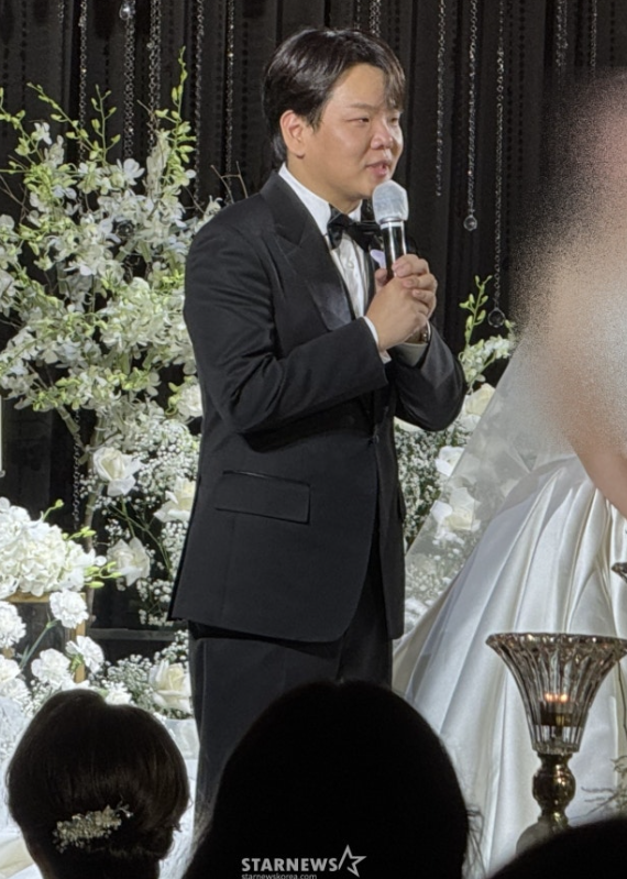  ‘14kg 감량 새신랑’ 곽튜브, 미모의 신부와 결혼! “이제 세 식구 됐어요” 감동의 웨딩 현장