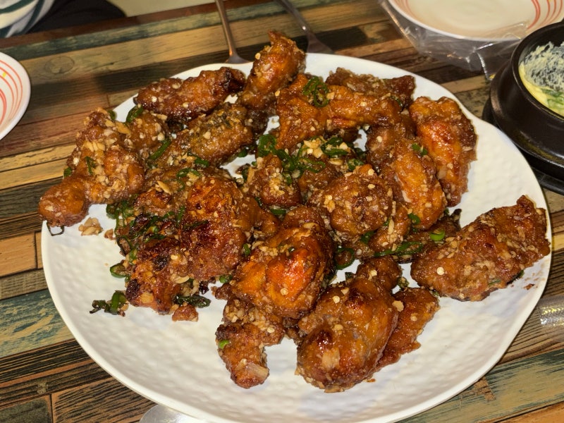 제주시 아라동 [수만 바베큐 치킨] 연습생들이 줄 서는 치킨집