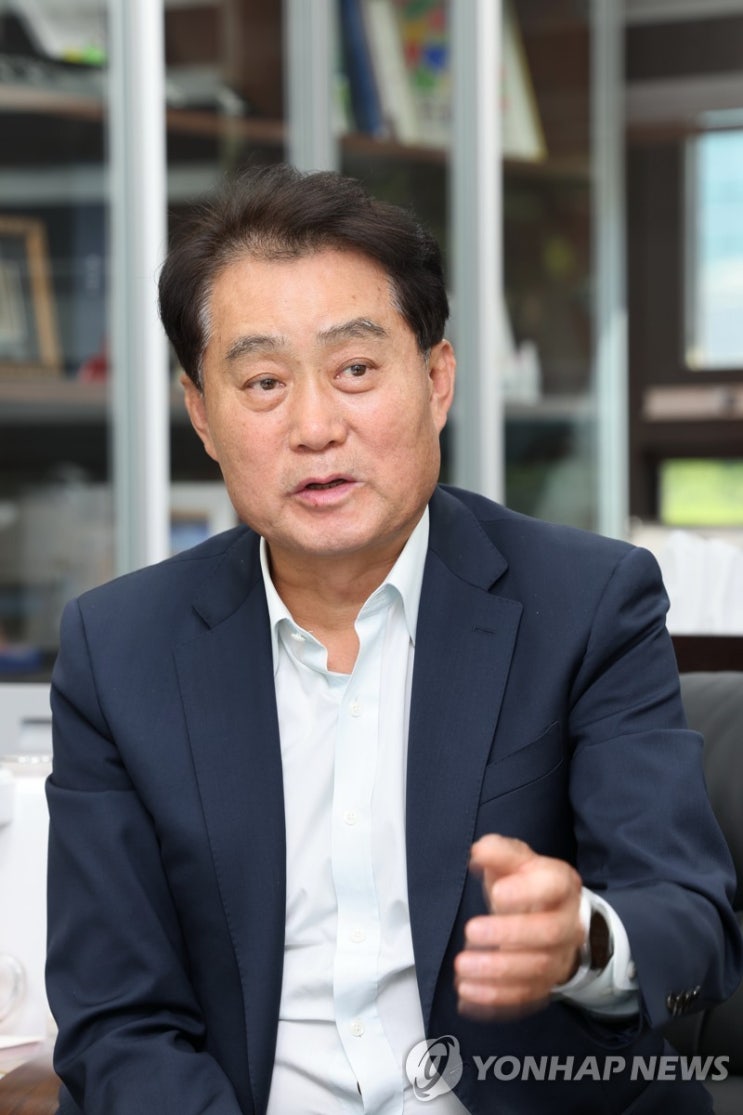 경찰, '<b>뇌물수수 의혹</b>' <b>하은호 군포시장</b> 사전구속영장 신청
