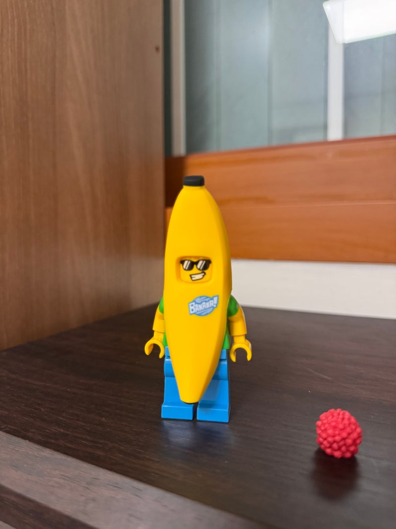 하루 5번 웃게 만든 레고 바나나맨 키체인 리뷰