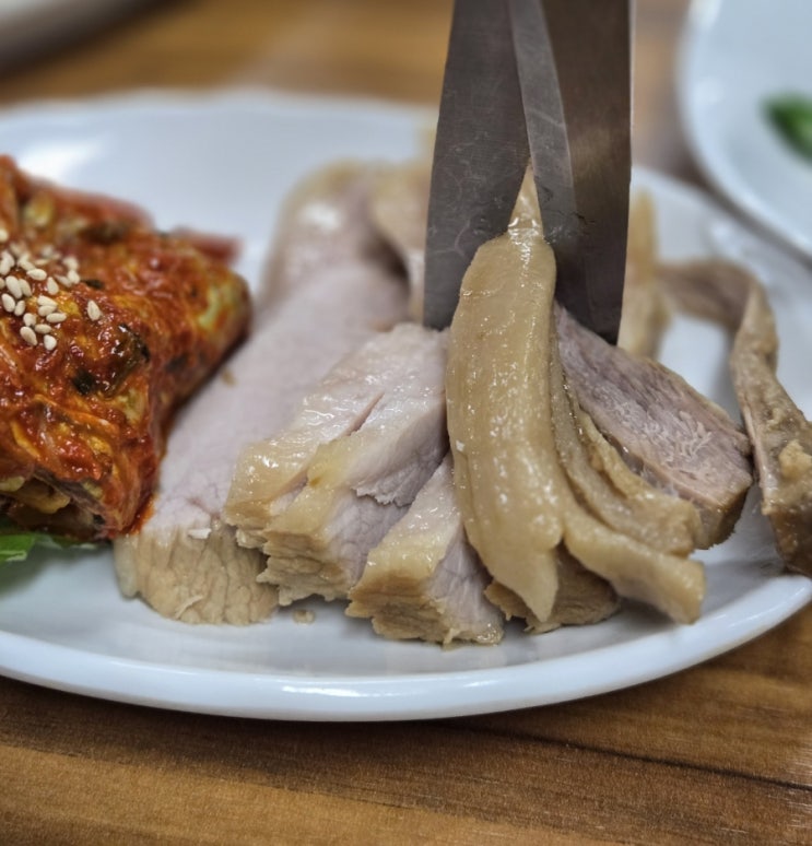  [호호아줌마] 태안 만리포 맛집 보쌈, 낙지, 칼국수 후기