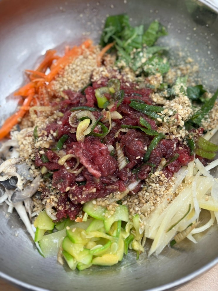  포항 육회비빔밥 오천 점심 맛집 추천 곰탕도 맛있는 팬더곰탕