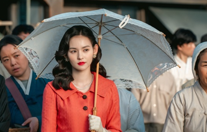 김윤혜, 10월의 신부로 새출발! 비연예인 연인과 달달한 결혼 이야기