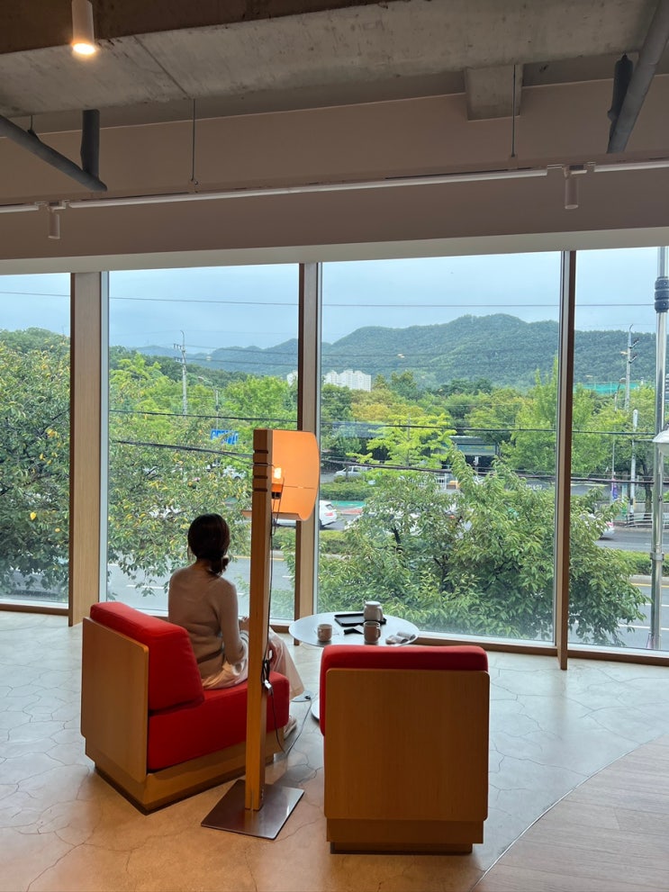  수성못 인근 느좋카페 소설 오일장에서 특별한 경험 | 대구 수성구 카페, 내돈내산