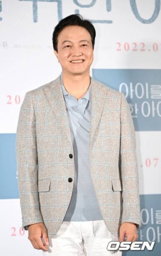 <b>정웅인</b>, <b>매니저 사기 사건</b>으로 충격과 공분이 쏟아지고 있어요
