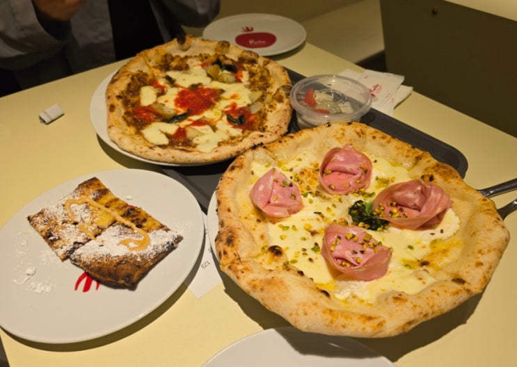  [홍대입구]도우가 맛있는 화덕피자 맛집_로쏘1924 나폴리 화덕피자 홍대점