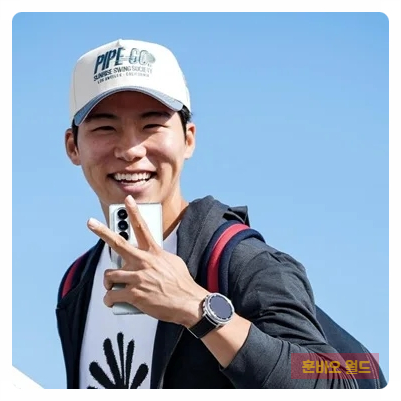 <b>김혜성</b>, ‘브이’ 포즈로 전세기 탑승! 다저스 <b>NLCS 로스터</b>... 