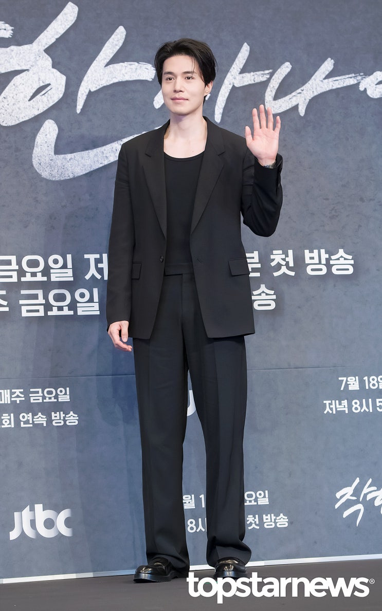 "사적 공간 무단 방문·접촉 시도"…<b>이동욱</b>, <b>사생활 침해</b> 행위... 