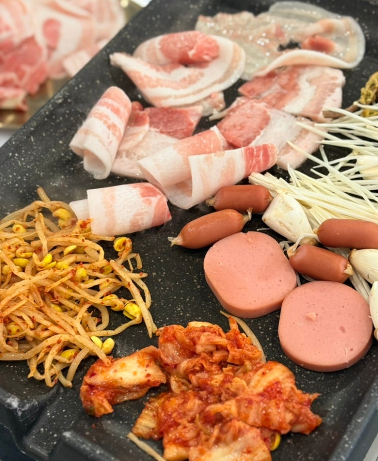  포항 효자동 맛집 점심 저녁 모두 추천하는 삼겹살 무한대패 포항 효자점