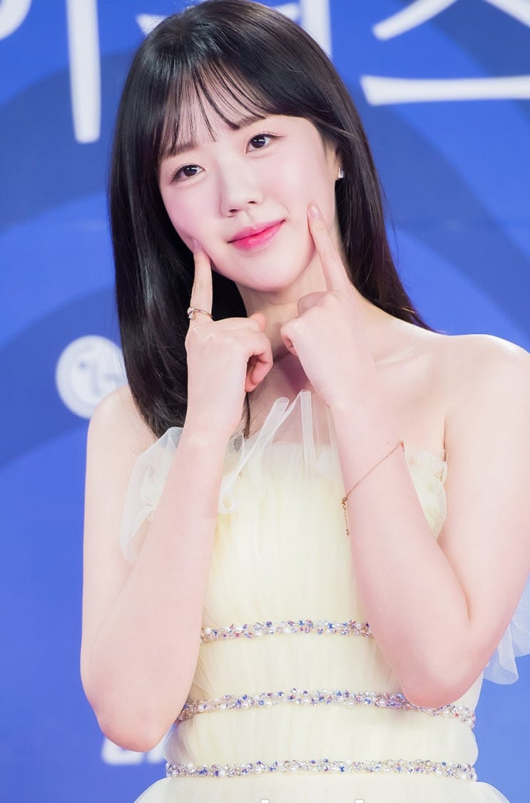 <b>지예은</b> <b>런닝맨</b> 하차 이유 번아웃 아니라 <b>갑상선</b>기능 저하?