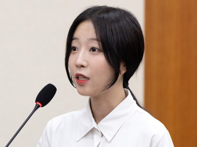 [기사 요약] <b>국감</b> 나온 <b>쯔양</b> “<b>사이버렉카</b> 보복 두려웠다... 