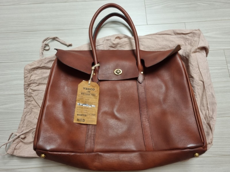 바스코 넬슨 새들 토트백 영입(vasco nelson saddle tote bag)