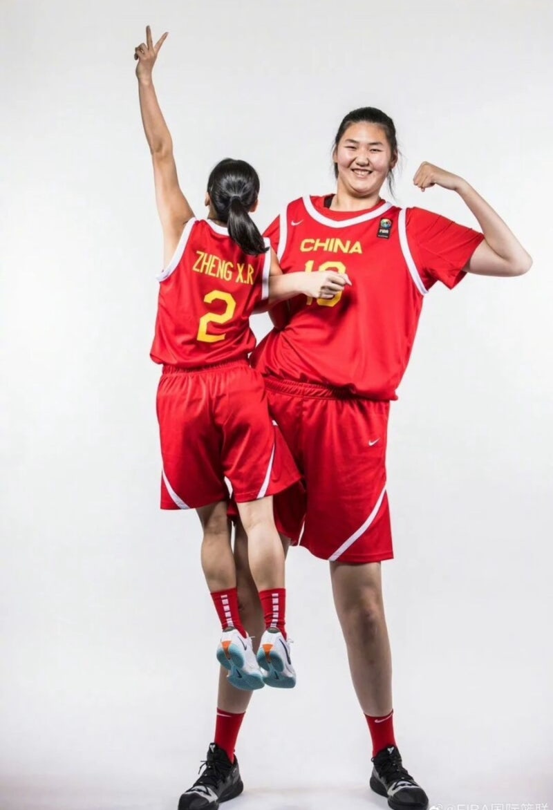 226cm의 괴물 등장, '여자 야오밍' 장쯔위, 2027 WNBA 드래프트 2순위 유력 후보
