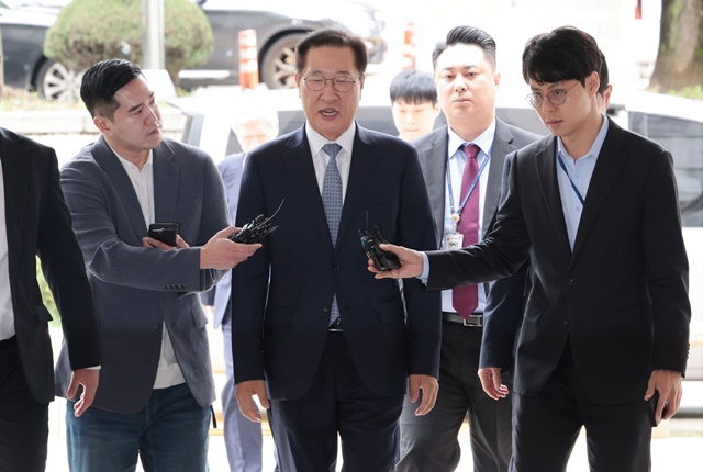 <b>박성재</b> 전 장관, 4시간 40분 심문 후 <b>구속 갈림길</b>