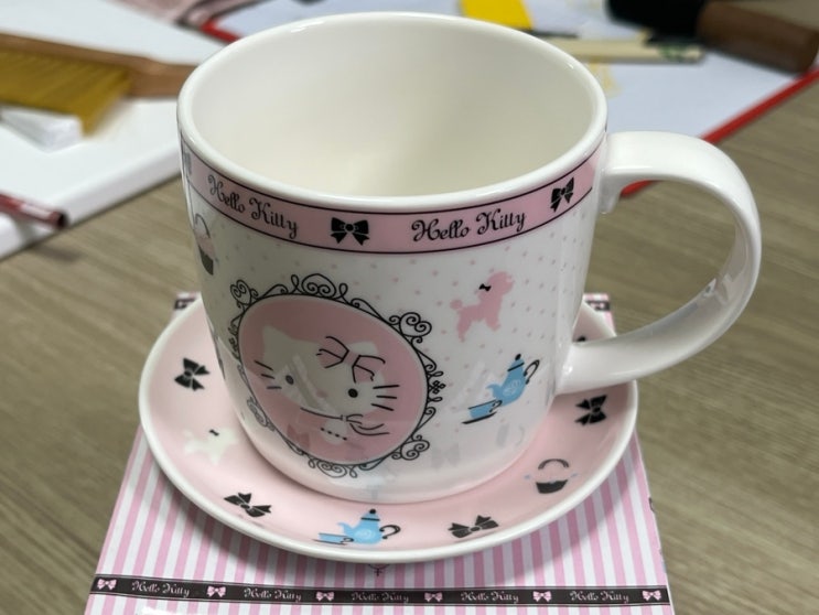  [고전 헬로키티 찻잔 머그컵] 나 이제 영국인 할게