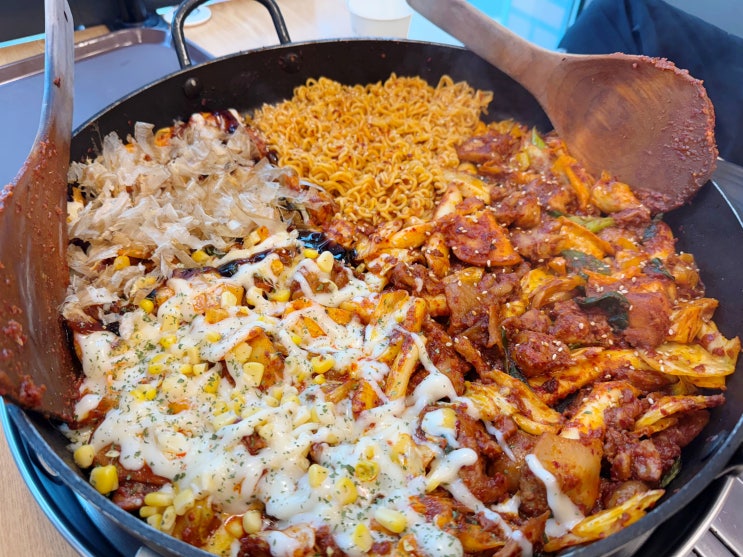  인천 검단신도시 아라역맛집 점심 메뉴 추천 가족 외식에 좋은 유가네 닭갈비 키즈룸도 있어요