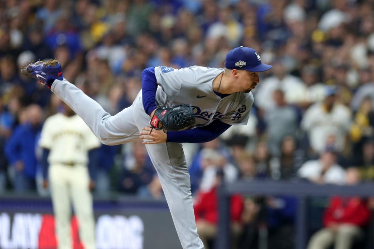  NLCS 1차전, 스넬 무실점 다저스 밀워키 제압