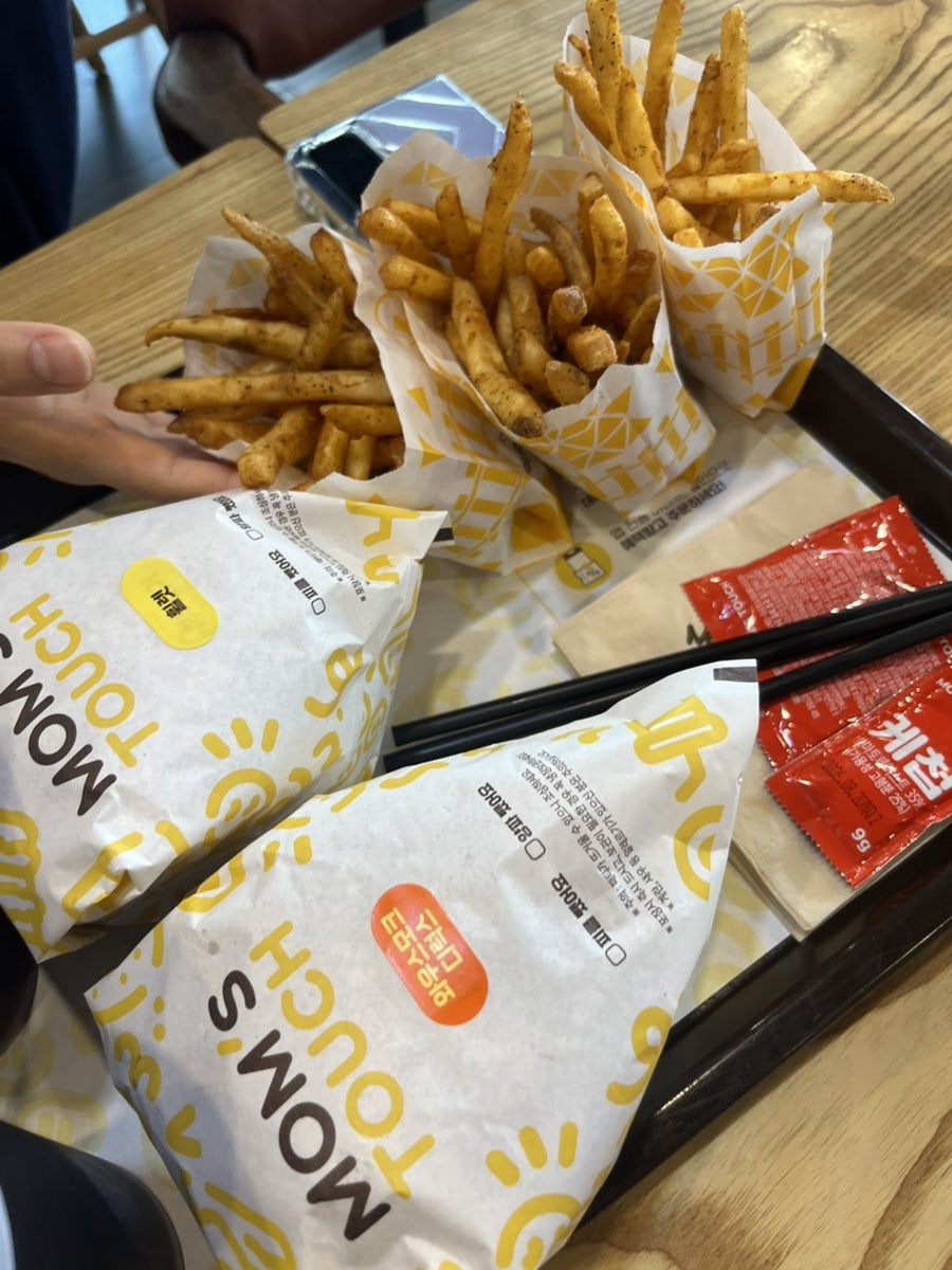 맘스터치 천안차암점 사진 6