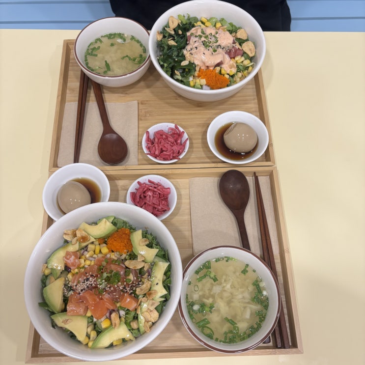  성수 샐러드 / 신선하면서 맛있는 성수 포케 맛집 [ 피쉬버켓 ]