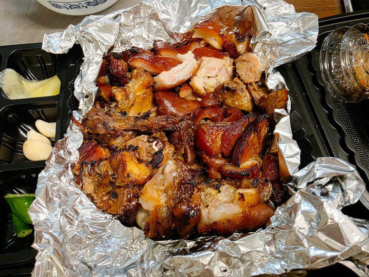  신정동 족발 맛집 족발정점 후기 | 훈연향 가득 바베큐족발 아빠가 추천하는 가족 야식