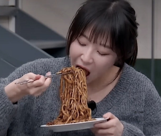 쯔양 틴트, 먹방 유튜버가 쓰는 틴트, 토니모리, 릴리바이레드 틴트 정보 소개
