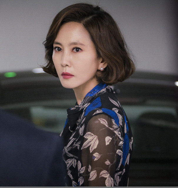 배우 김남주, 유튜브 잠정 중단 선언 “사지가 굳을 정도로 어색했지만 구독자 덕분에 버텼....