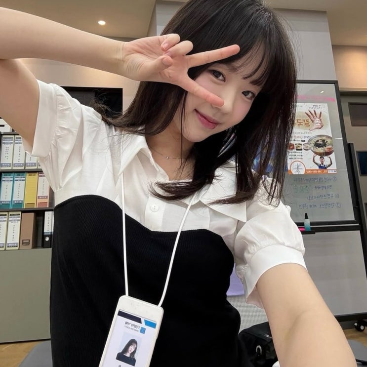 방송인 <b>지예은</b>, 건강 <b>문제</b>로 잠시 활동 중단… 갑상선 질환... 