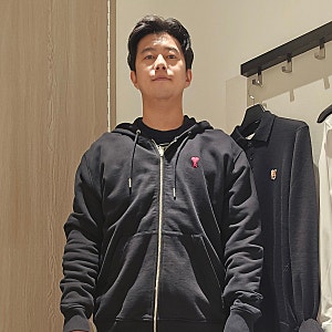 아미 AMI 후드집업 BFUSW435730 남자 사이즈 추천