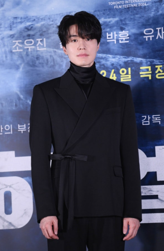  이동욱 소속사, 사생활 침해에 ‘강경 대응’ 예고 팬의 선 넘은 행동이 부른 경고장