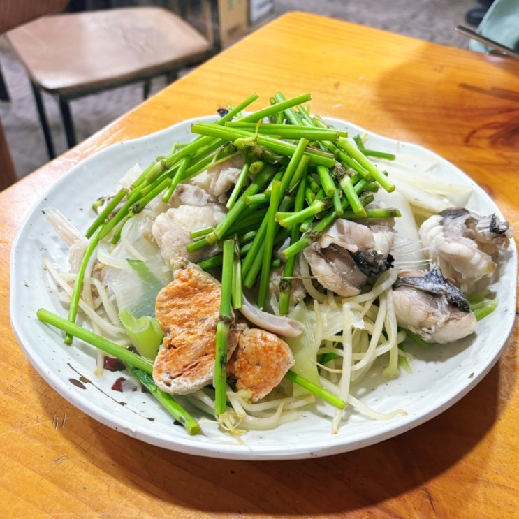  뚝섬역 점심 맛집 소바짐 서울 아귀 수육 성수 소주 안주 맛집 발견