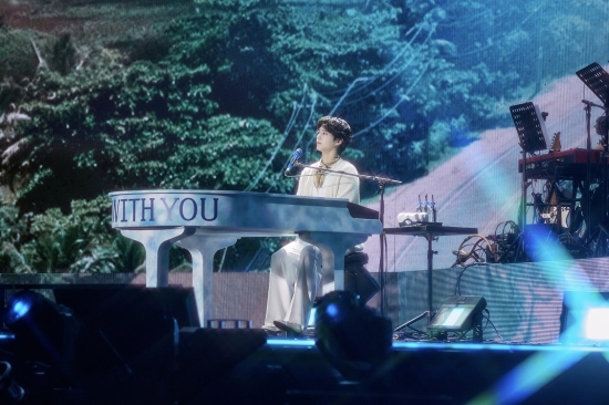 <b>박보검 팬미팅</b> 투어 화려한 피날레, 서울 <b>앙코르</b> 14개 도시 완주