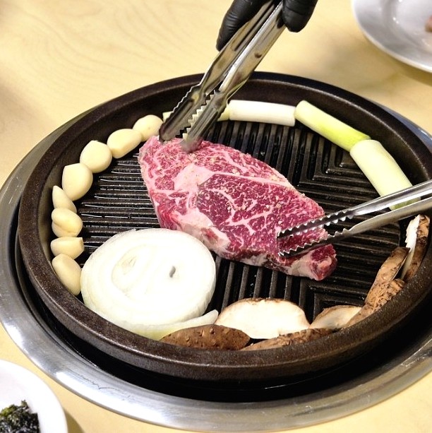  압구정 한우 맛집 마장동 소고기 암소전문 유원 후기