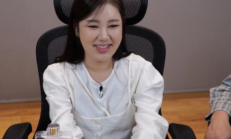  ‘두 아이 출산설’ 송가인, 결국 해명…