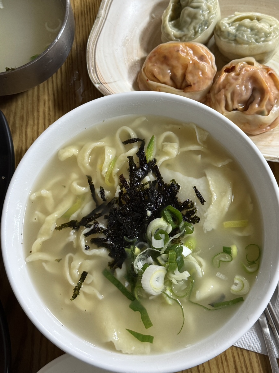 종로할머니칼국수 종로본점 사진 1